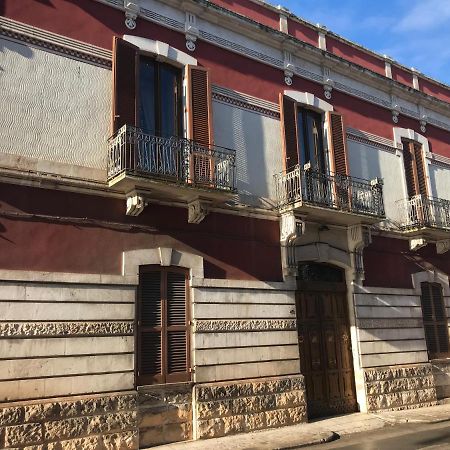 Palazzo De Bellis Vitti Nella Citta Delle Grotte Bed & Breakfast กัสเตลลานา กรอตเต ภายนอก รูปภาพ
