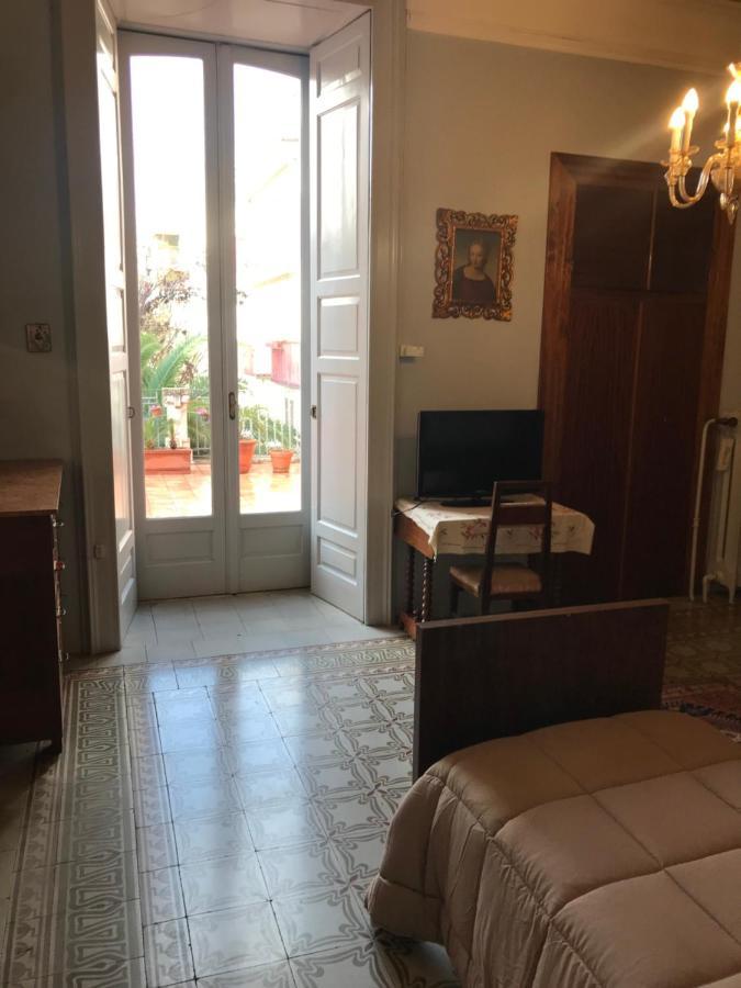 Palazzo De Bellis Vitti Nella Citta Delle Grotte Bed & Breakfast กัสเตลลานา กรอตเต ภายนอก รูปภาพ